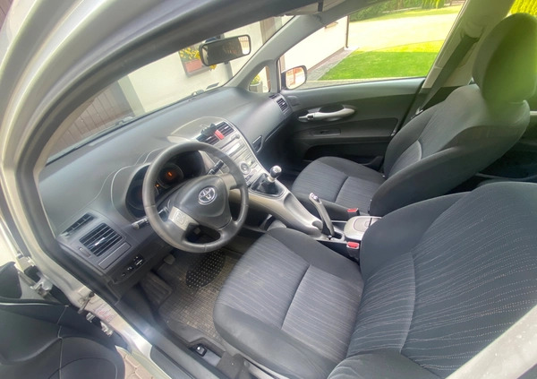 Toyota Auris cena 24500 przebieg: 209300, rok produkcji 2009 z Radzymin małe 154